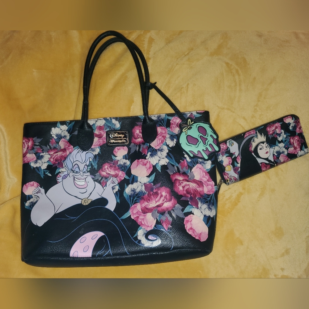 RECENT AND FINAL PRICE DROP HTF Loungefly Villains Floral Tote and wallet SET